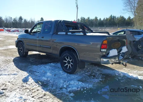 2003 Toyota Tundra Sr5 V8 z USA, uszkodzony, nr VIN 5TBBT44153S398276